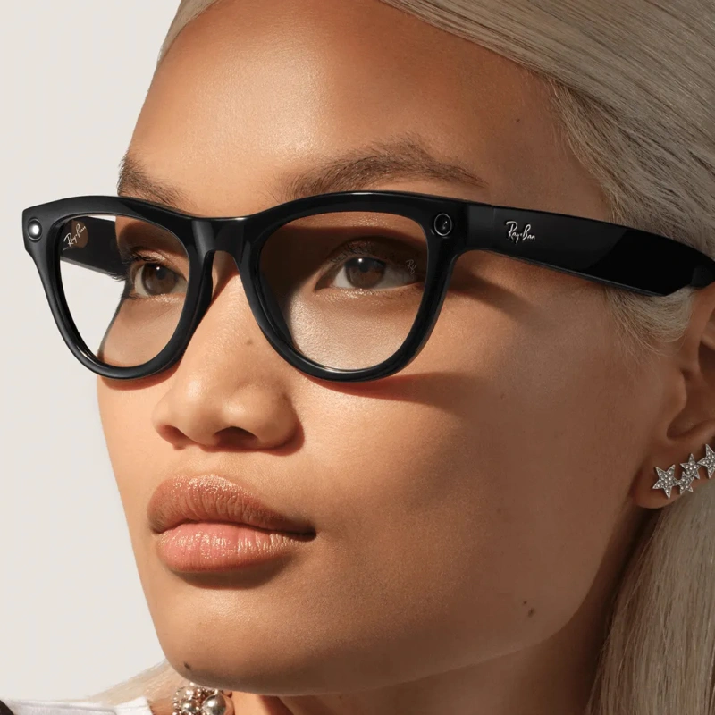 Умные очки Ray Ban Skyler (Gen 1) RW4010 Чёрный глянцевый/Небесно-голубой фотохром 150-52mm (601/MF52). Фото 6